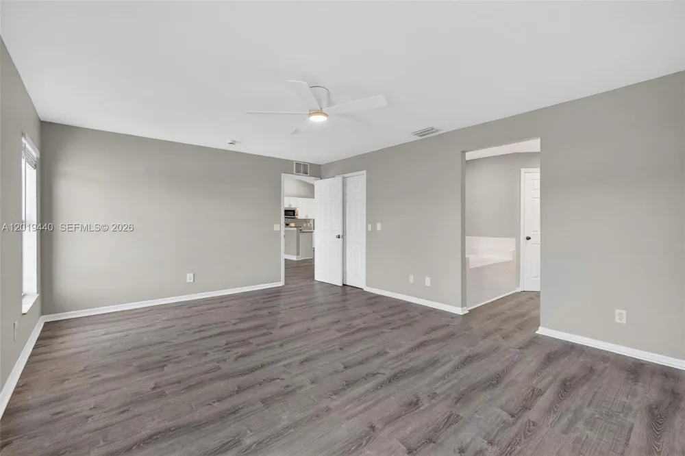 409 NE 25th Ter Cape Coral, FL 33909