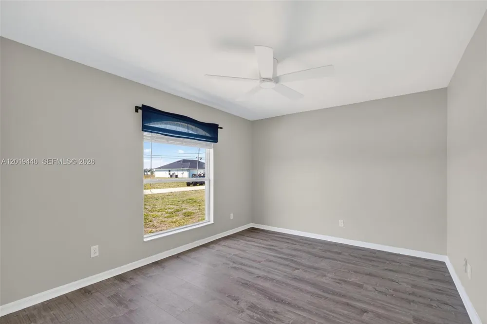 409 NE 25th Ter Cape Coral, FL 33909