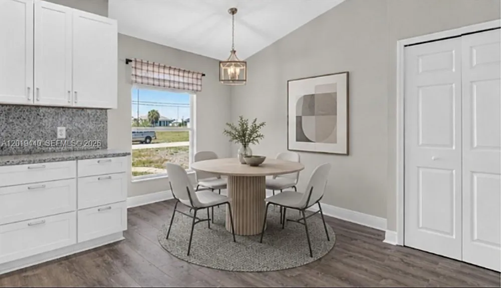 409 NE 25th Ter Cape Coral, FL 33909