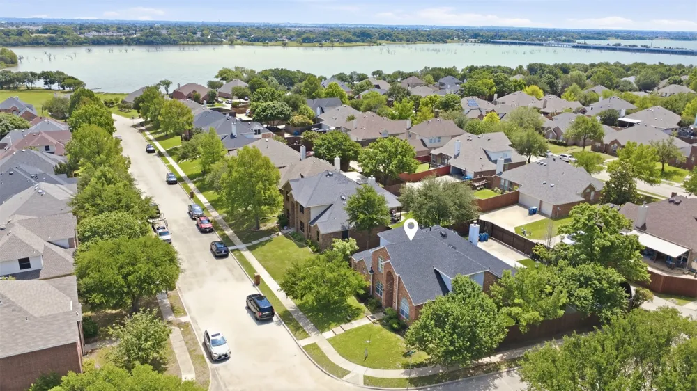 5314 Somerset Drive Rowlett, TX 75089