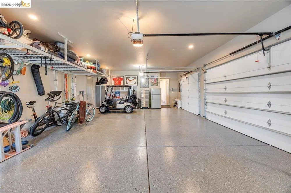 1976 Oak Creek Copperopolis, CA 95228