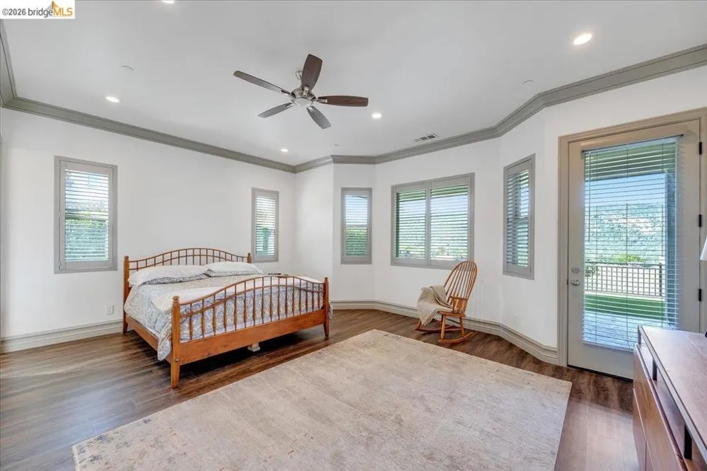 1976 Oak Creek Copperopolis, CA 95228