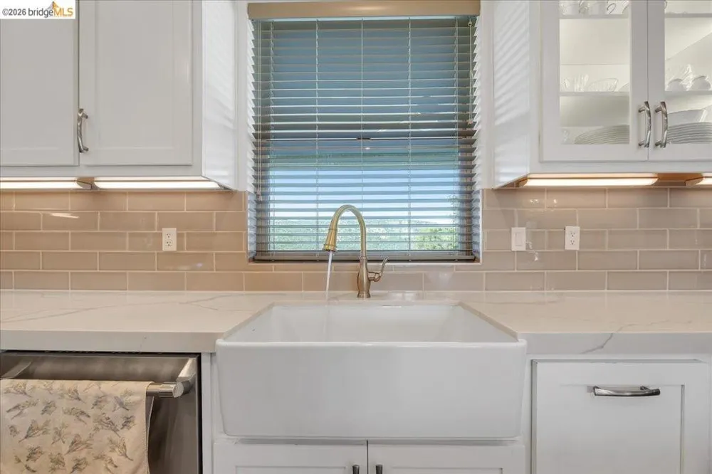 1976 Oak Creek Copperopolis, CA 95228