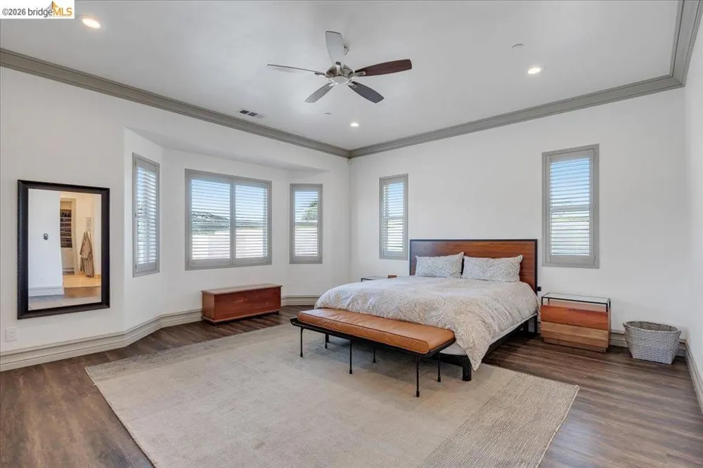 1976 Oak Creek Copperopolis, CA 95228