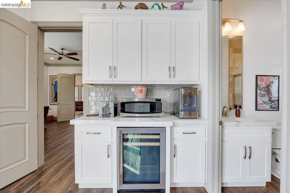 1976 Oak Creek Copperopolis, CA 95228