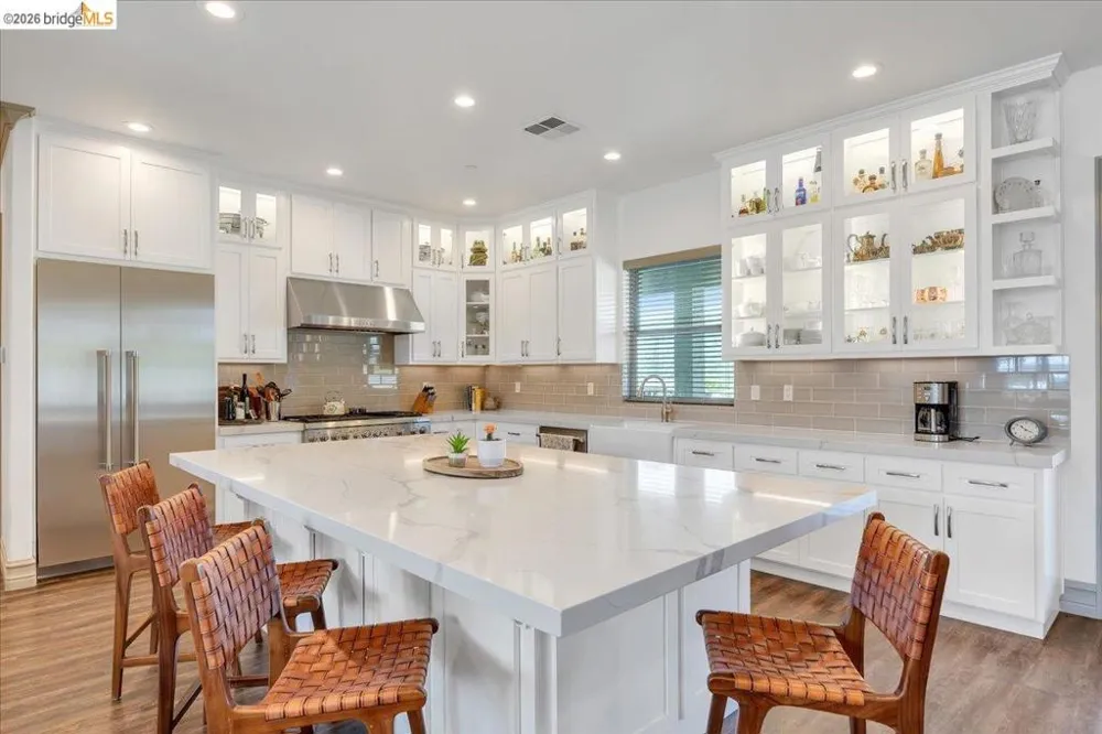 1976 Oak Creek Copperopolis, CA 95228