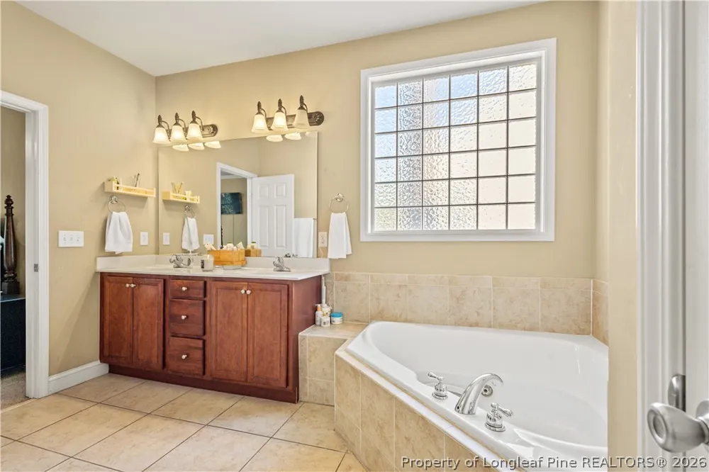 128 Lamplighter Way Way Spring Lake, NC 28390