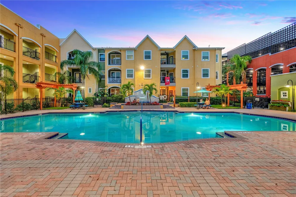 2010 E PALM AVE #15306 Tampa, FL 33605