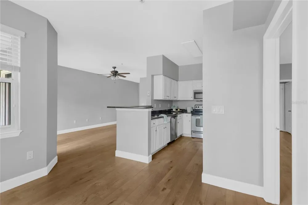 2010 E PALM AVE #15306 Tampa, FL 33605