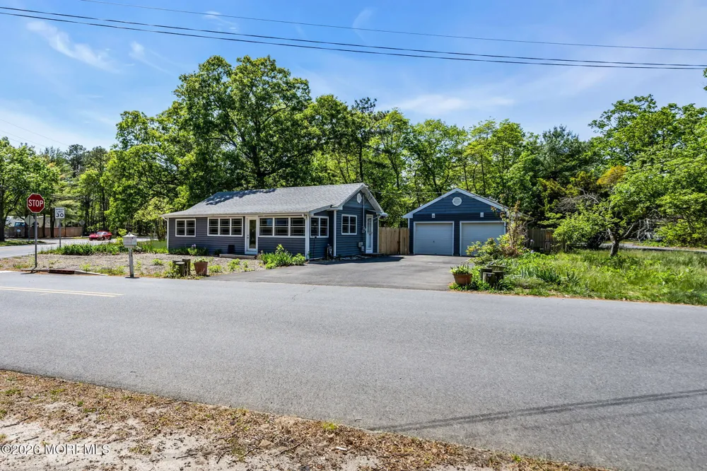705 Cedar Avenue Pine Beach, NJ 08741