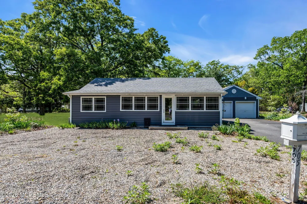705 Cedar Avenue Pine Beach, NJ 08741