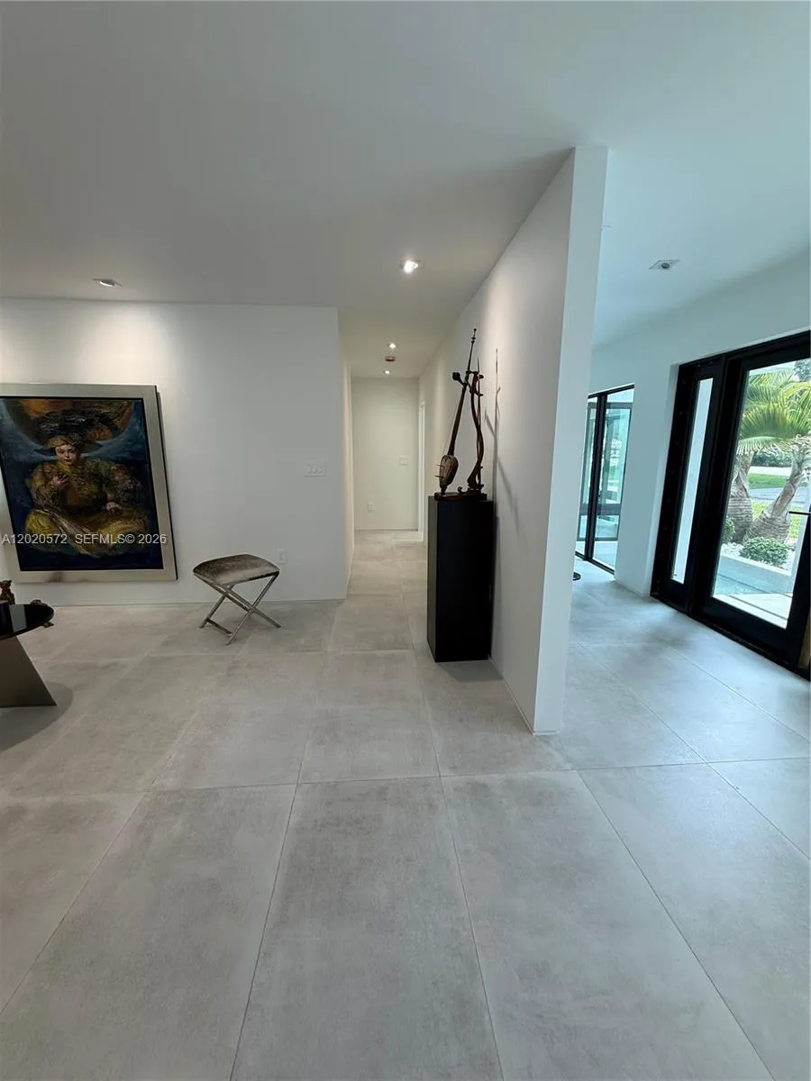 439 Hardee Rd Coral Gables, FL 33146