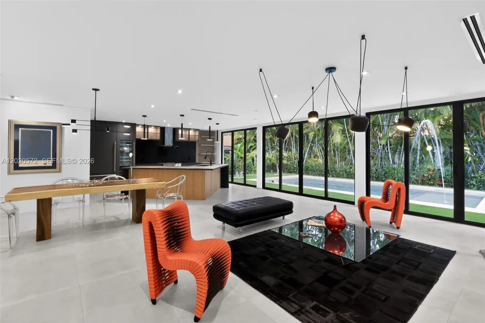 439 Hardee Rd Coral Gables, FL 33146