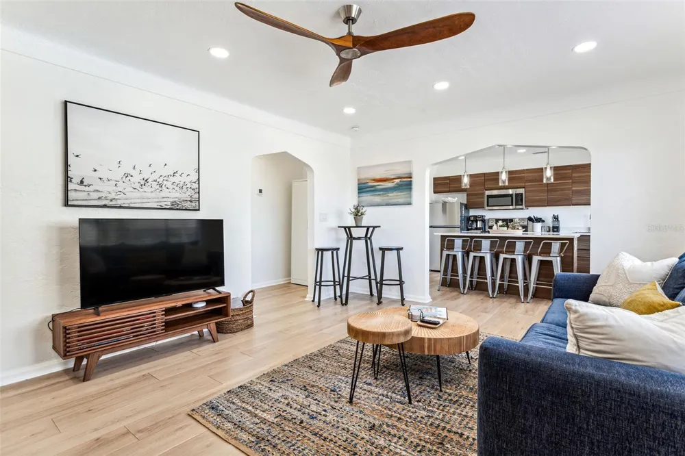 12620 GULF BOULEVARD Treasure Island, FL 33706