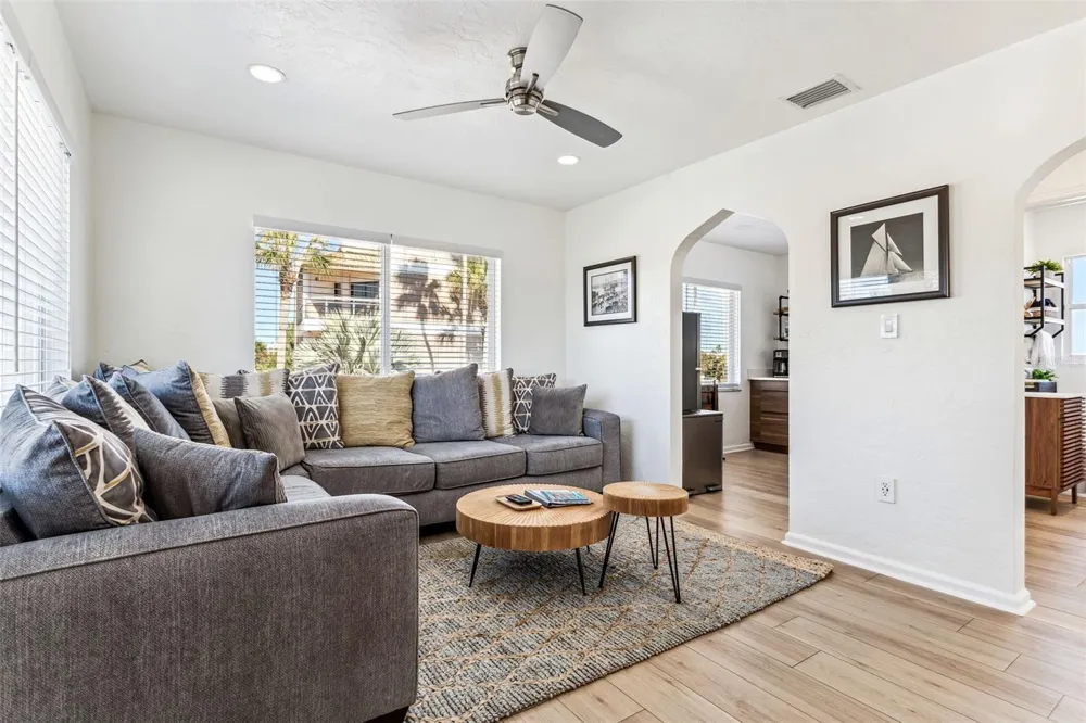 12620 GULF BOULEVARD Treasure Island, FL 33706