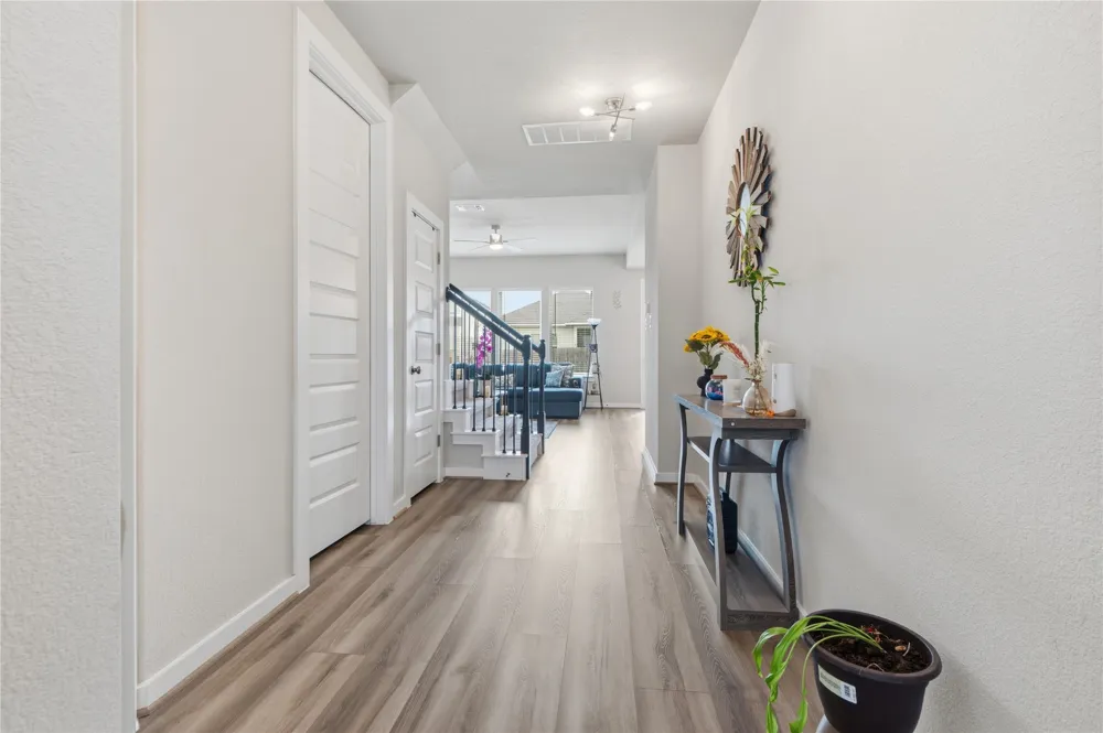 4336 Contrail Lane Round Rock, TX 78665