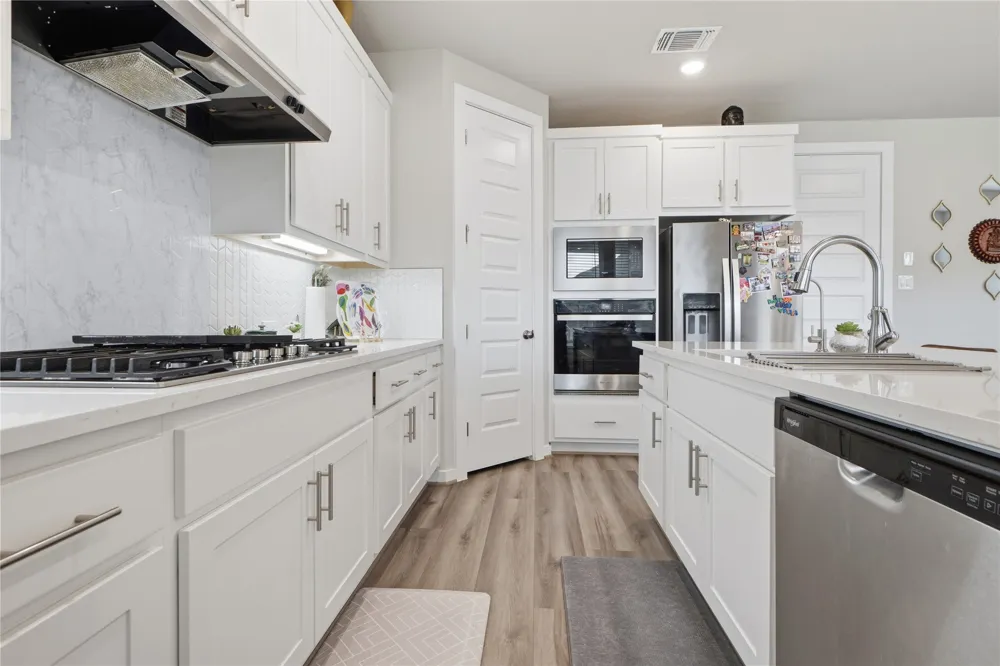 4336 Contrail Lane Round Rock, TX 78665