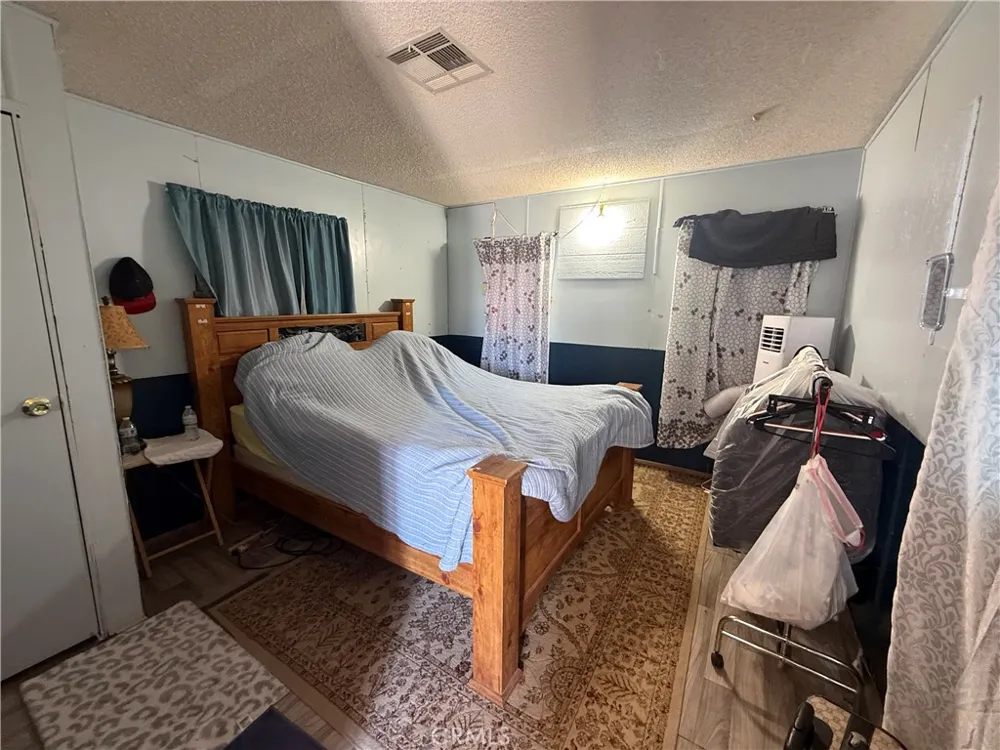 35030 Harvard Newberry Springs, CA 92365