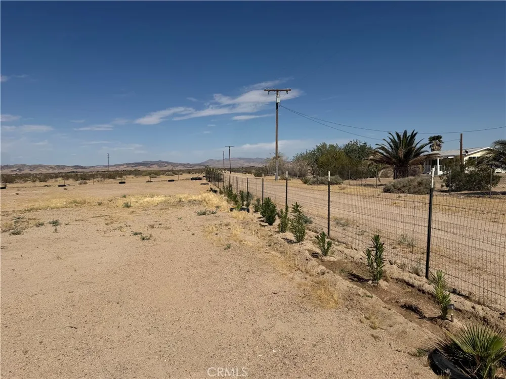 35030 Harvard Newberry Springs, CA 92365