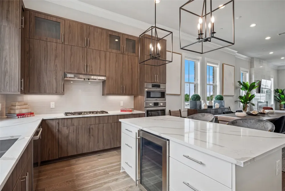 14953 Holly Street Addison, TX 75001