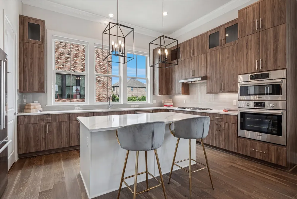 14953 Holly Street Addison, TX 75001