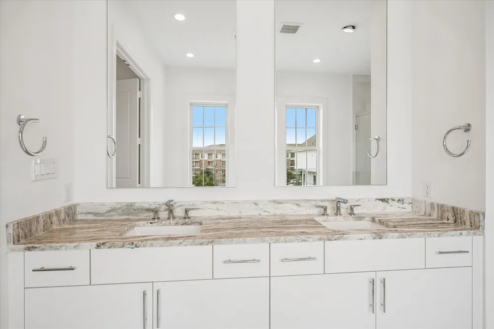 14953 Holly Street Addison, TX 75001