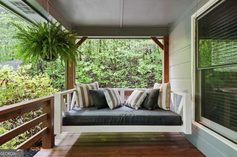 22 Evening Shade TRL Mineral Bluff, GA 30559
