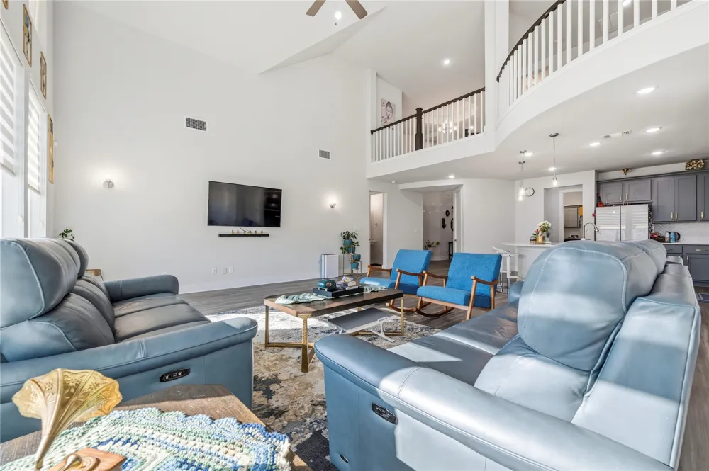 105 AUTUMN OAK WAY Georgetown, TX 78628