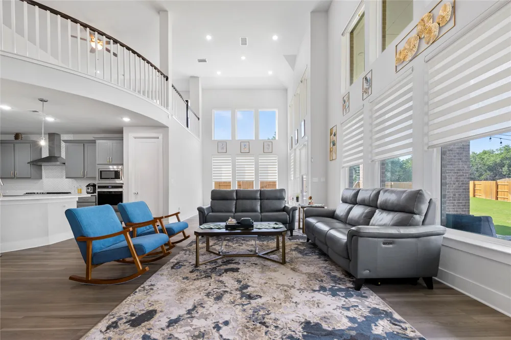 105 AUTUMN OAK WAY Georgetown, TX 78628