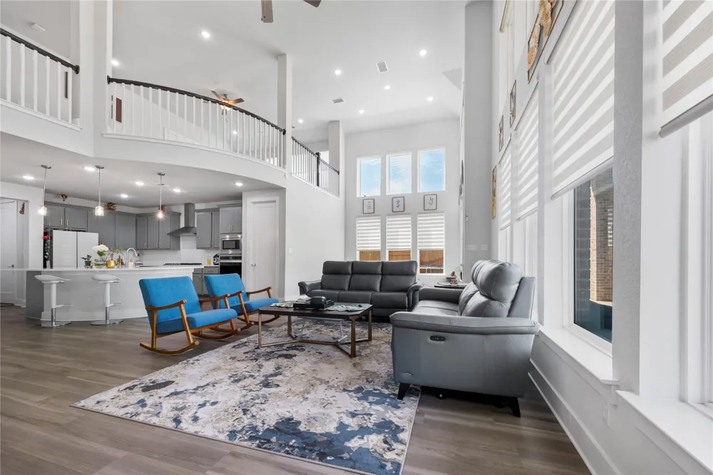105 AUTUMN OAK WAY Georgetown, TX 78628