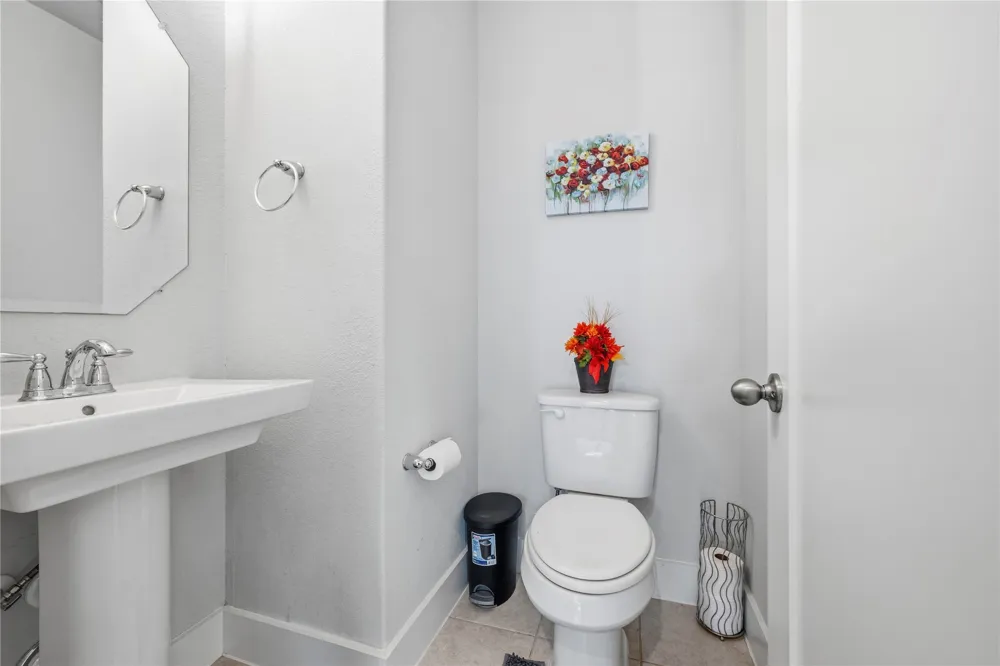 105 AUTUMN OAK WAY Georgetown, TX 78628
