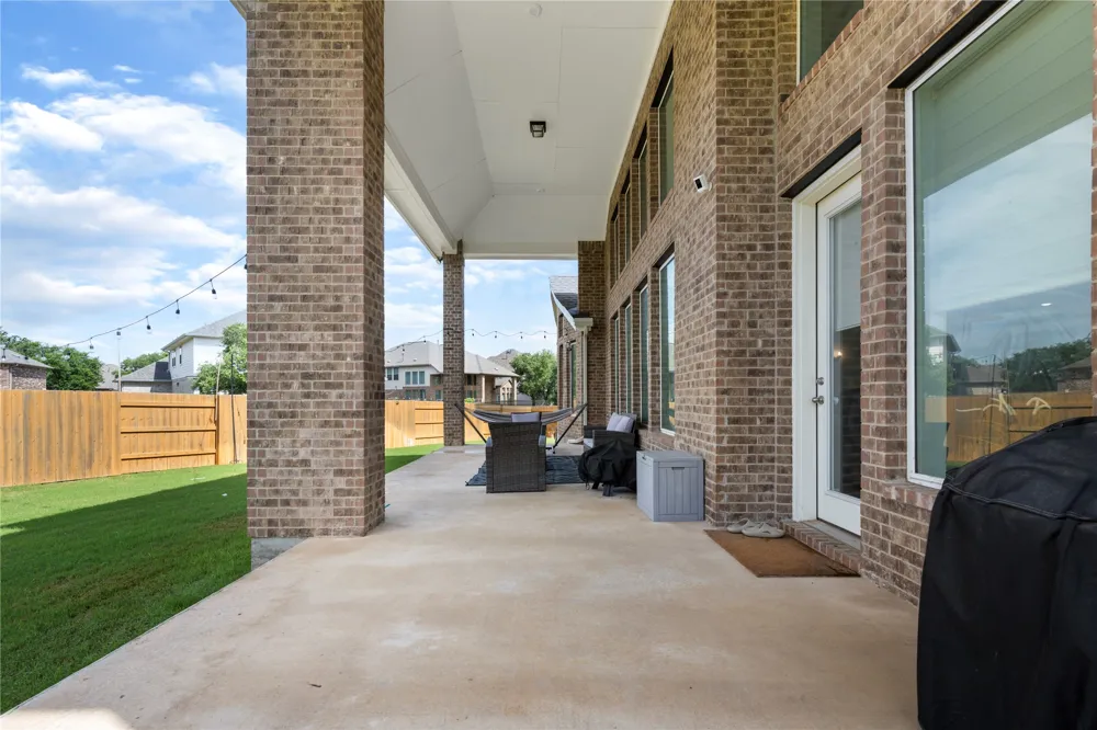 105 AUTUMN OAK WAY Georgetown, TX 78628