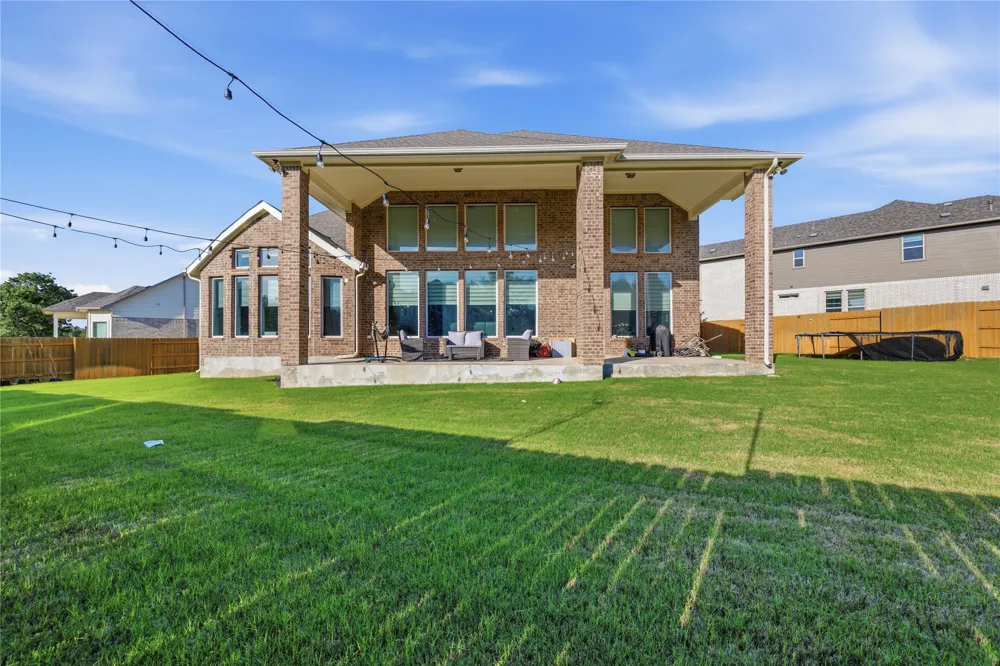 105 AUTUMN OAK WAY Georgetown, TX 78628