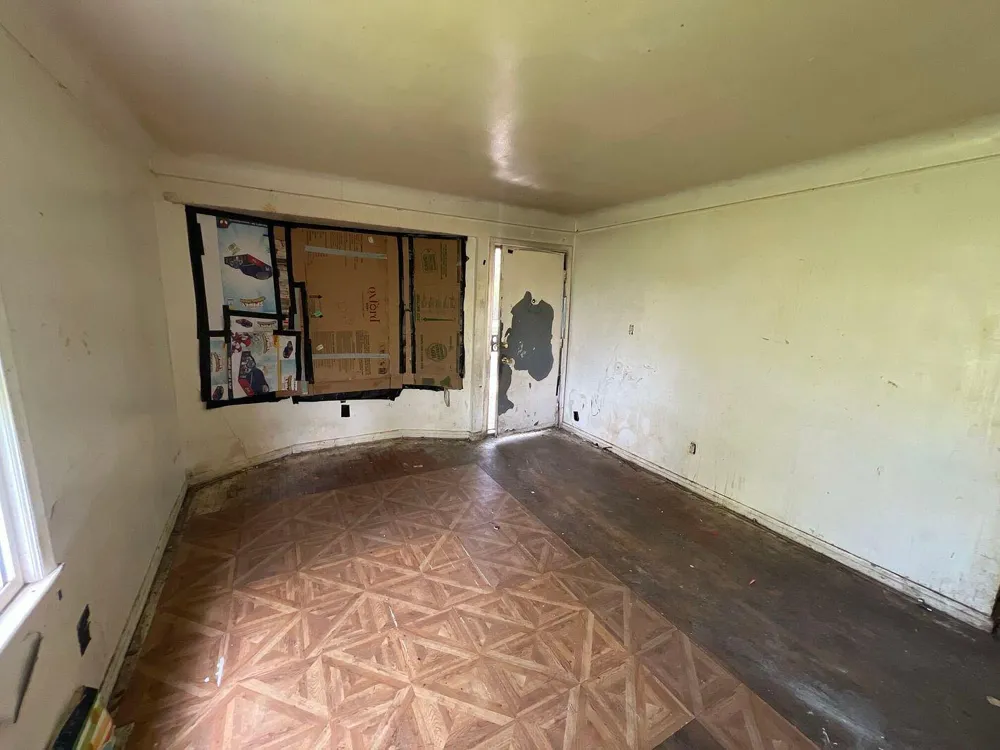 7839 Clayburn Street Detroit, MI 48228