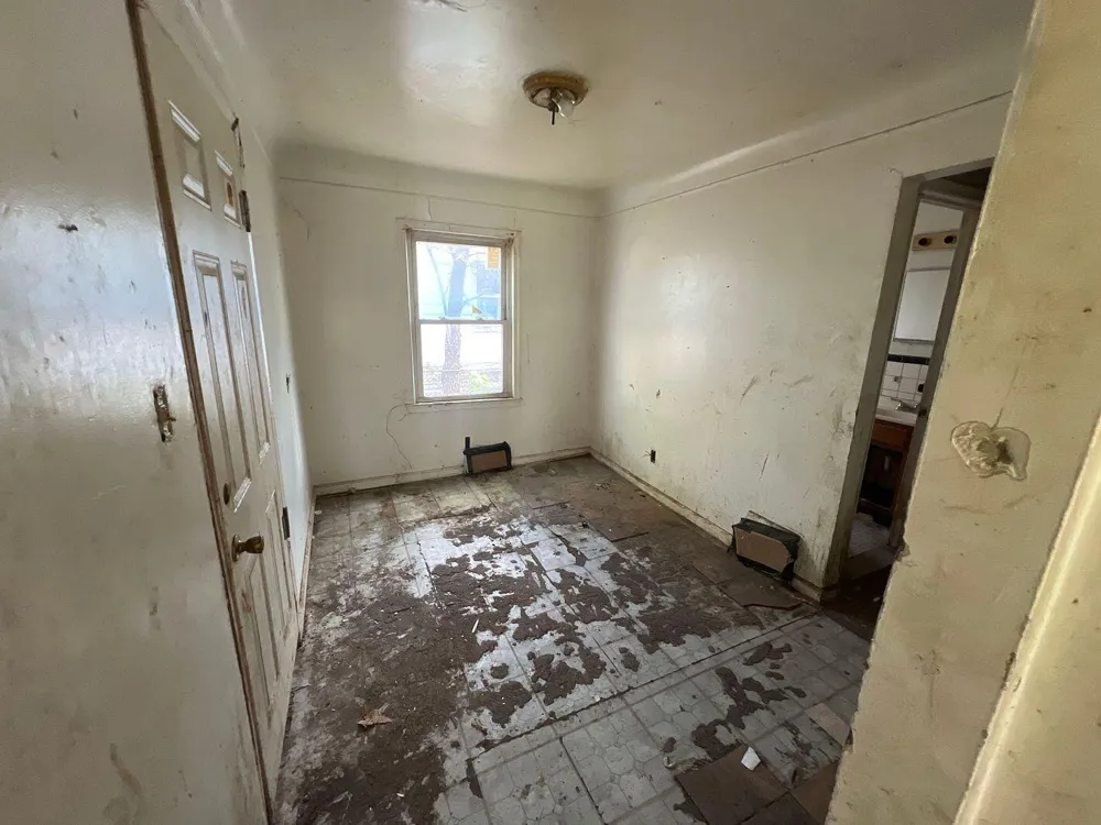 7839 Clayburn Street Detroit, MI 48228