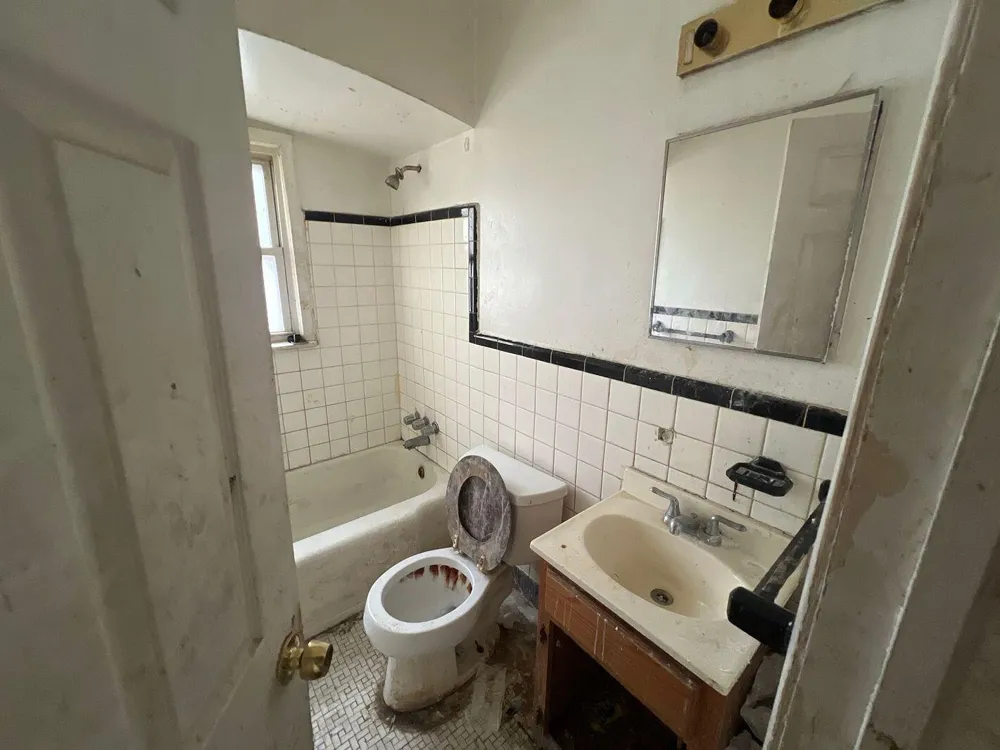 7839 Clayburn Street Detroit, MI 48228