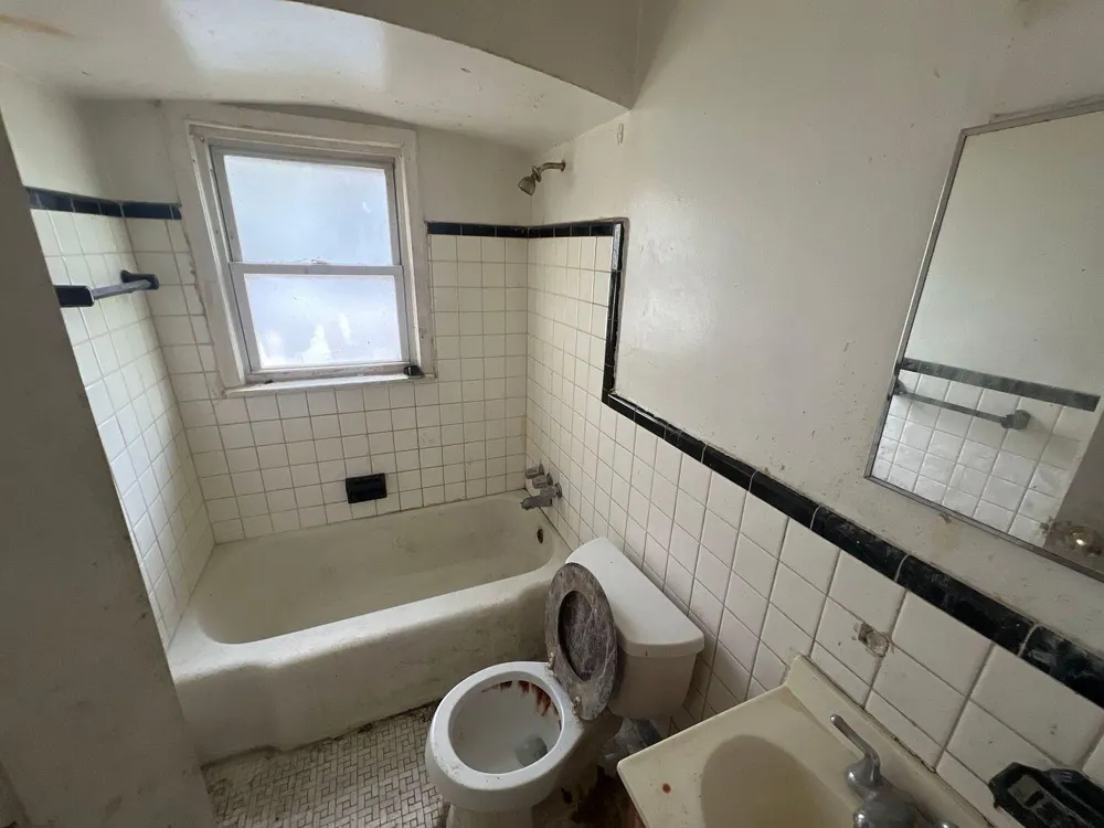 7839 Clayburn Street Detroit, MI 48228
