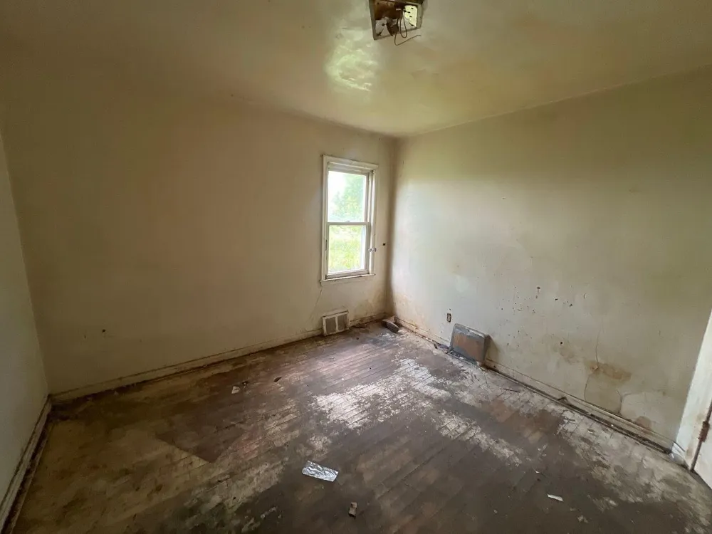 7839 Clayburn Street Detroit, MI 48228