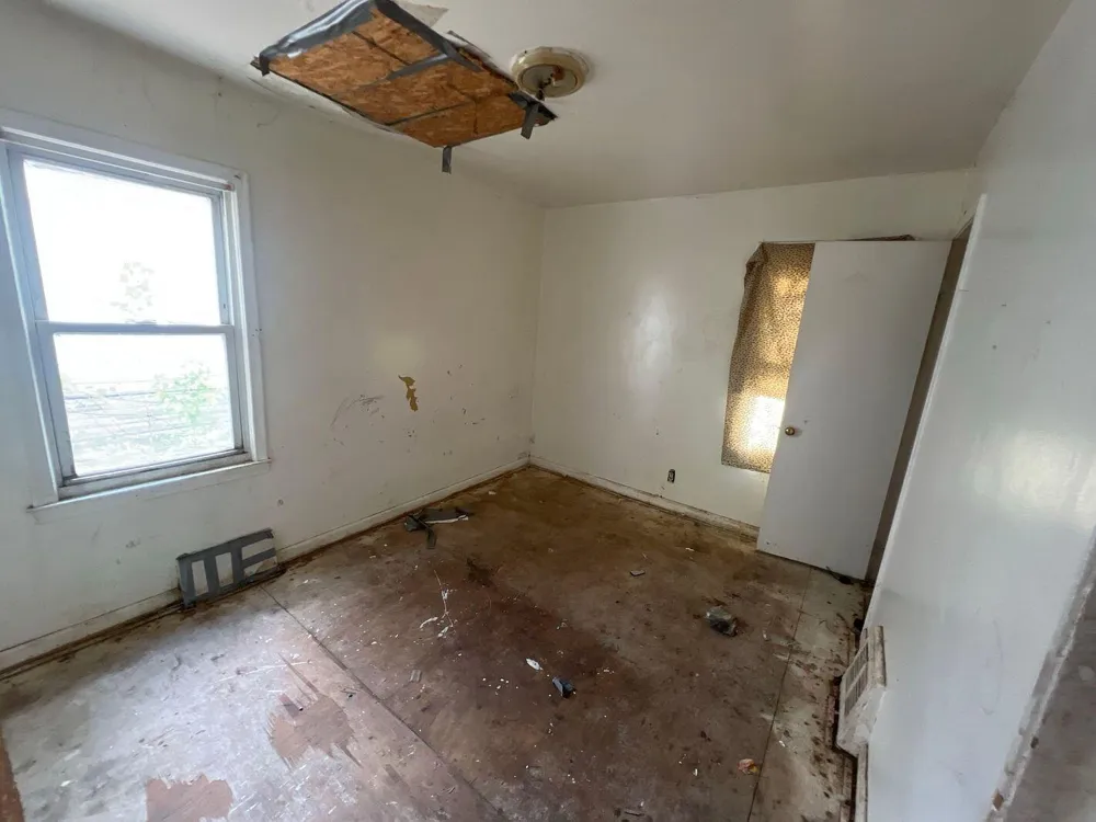 7839 Clayburn Street Detroit, MI 48228