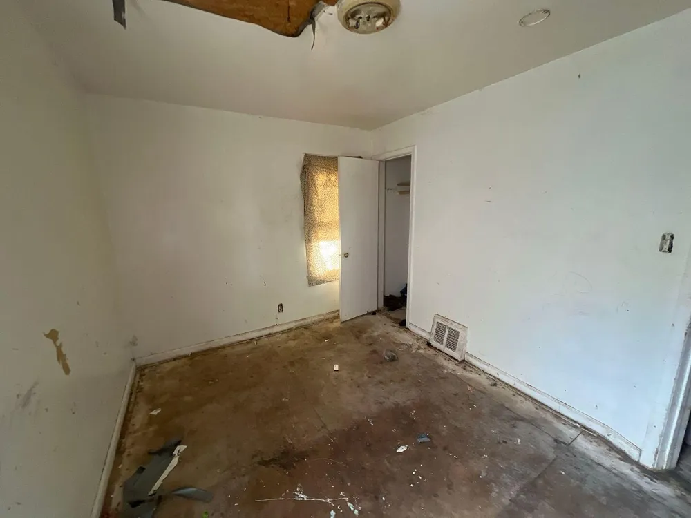 7839 Clayburn Street Detroit, MI 48228