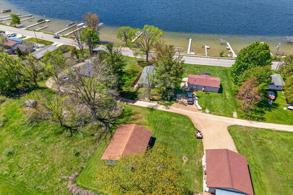 19380 E Chippewa Drive Chippewa Township, MI 49342