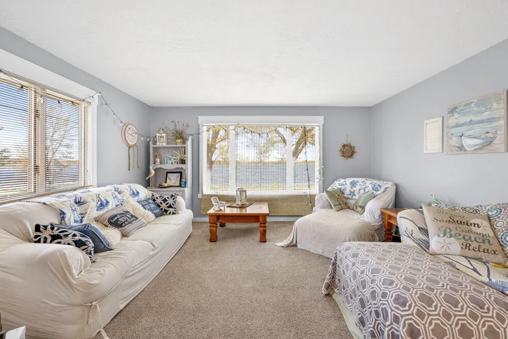 19380 E Chippewa Drive Chippewa Township, MI 49342