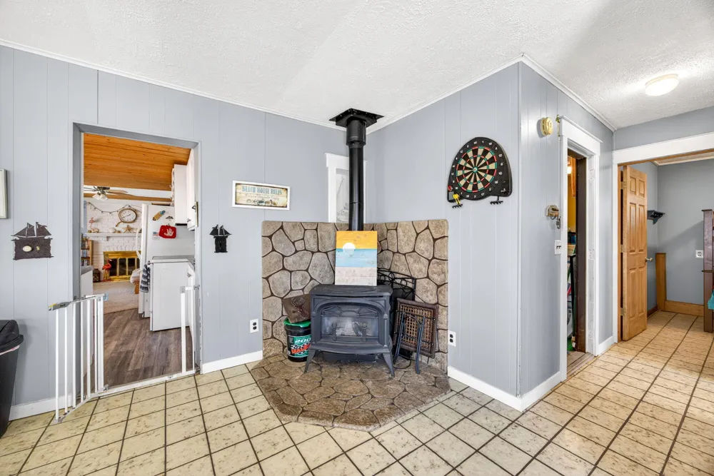 19380 E Chippewa Drive Chippewa Township, MI 49342