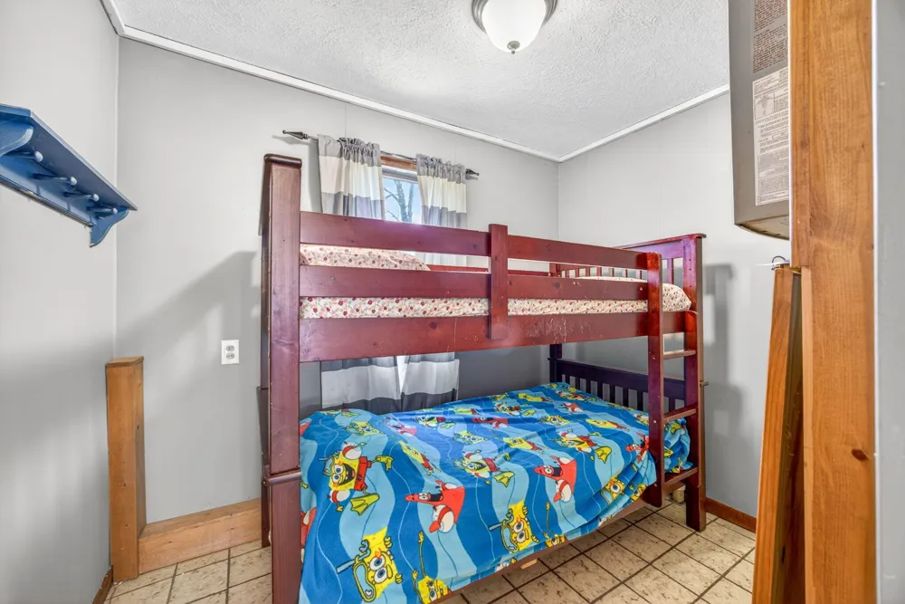 19380 E Chippewa Drive Chippewa Township, MI 49342