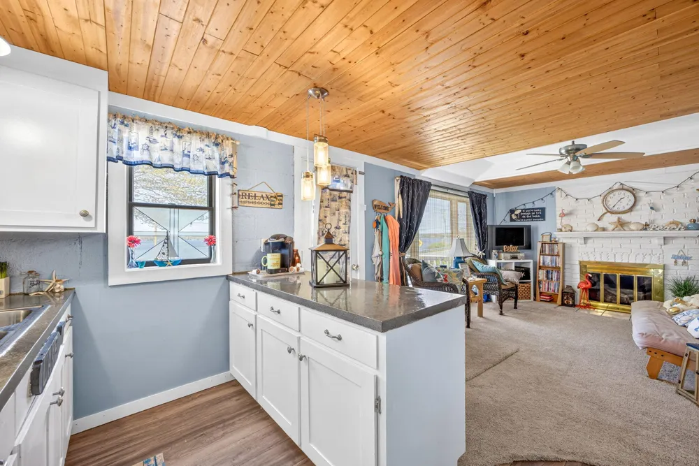 19380 E Chippewa Drive Chippewa Township, MI 49342