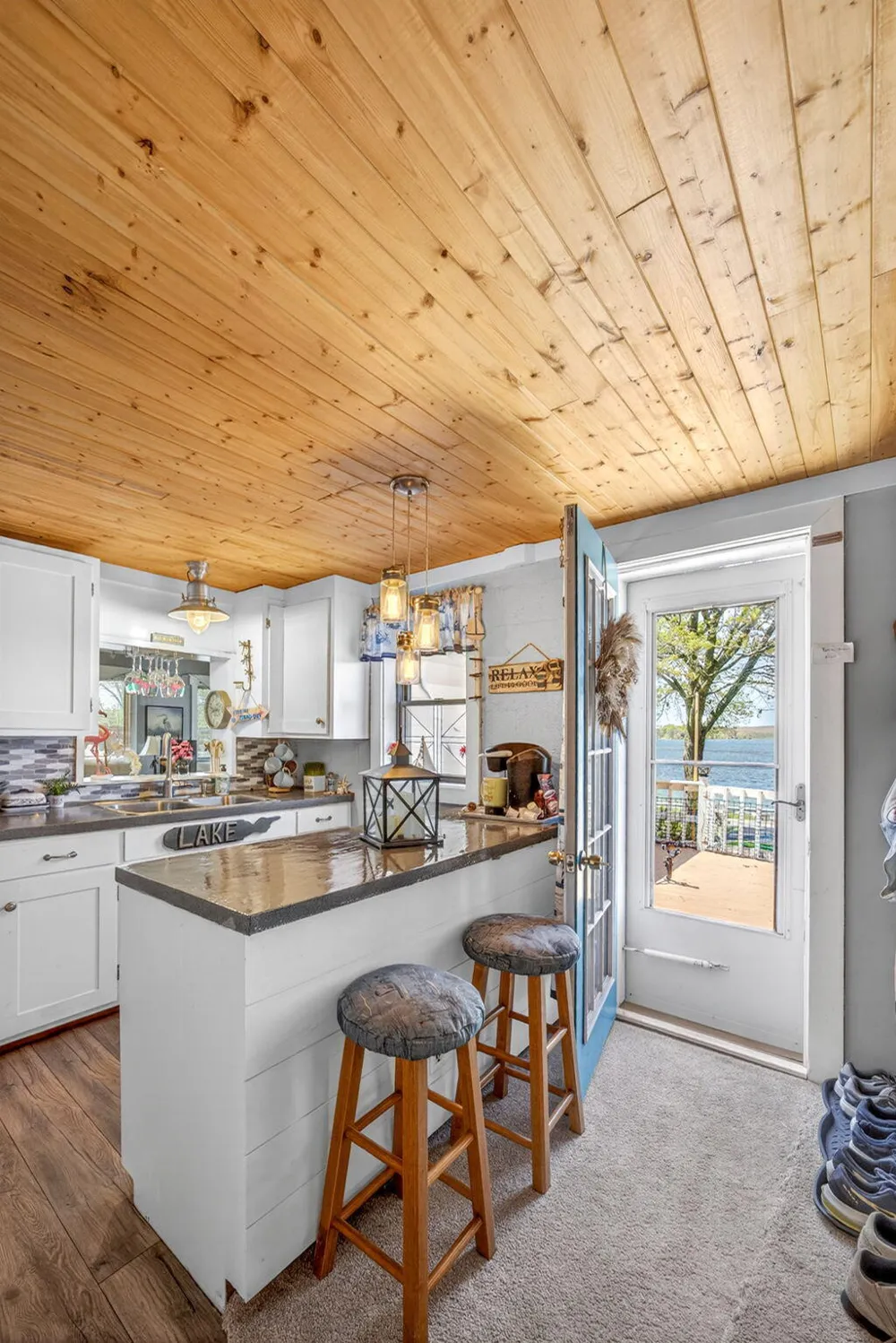 19380 E Chippewa Drive Chippewa Township, MI 49342