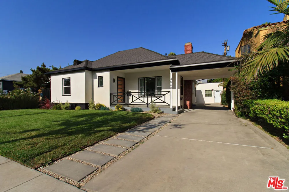 4068 Sutro Avenue Los Angeles, CA 90008