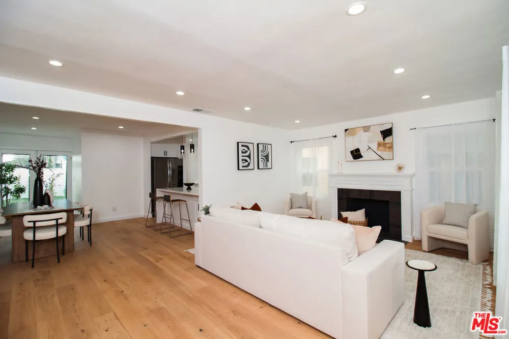 4068 Sutro Avenue Los Angeles, CA 90008