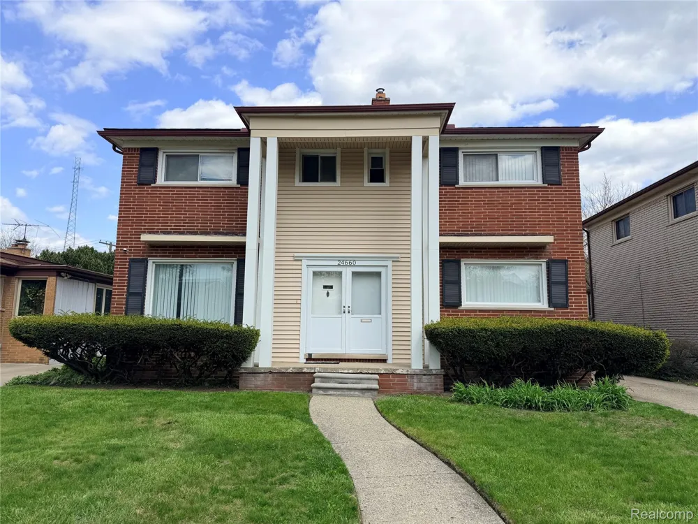 24660 Manistee Street Oak Park City, MI 48237