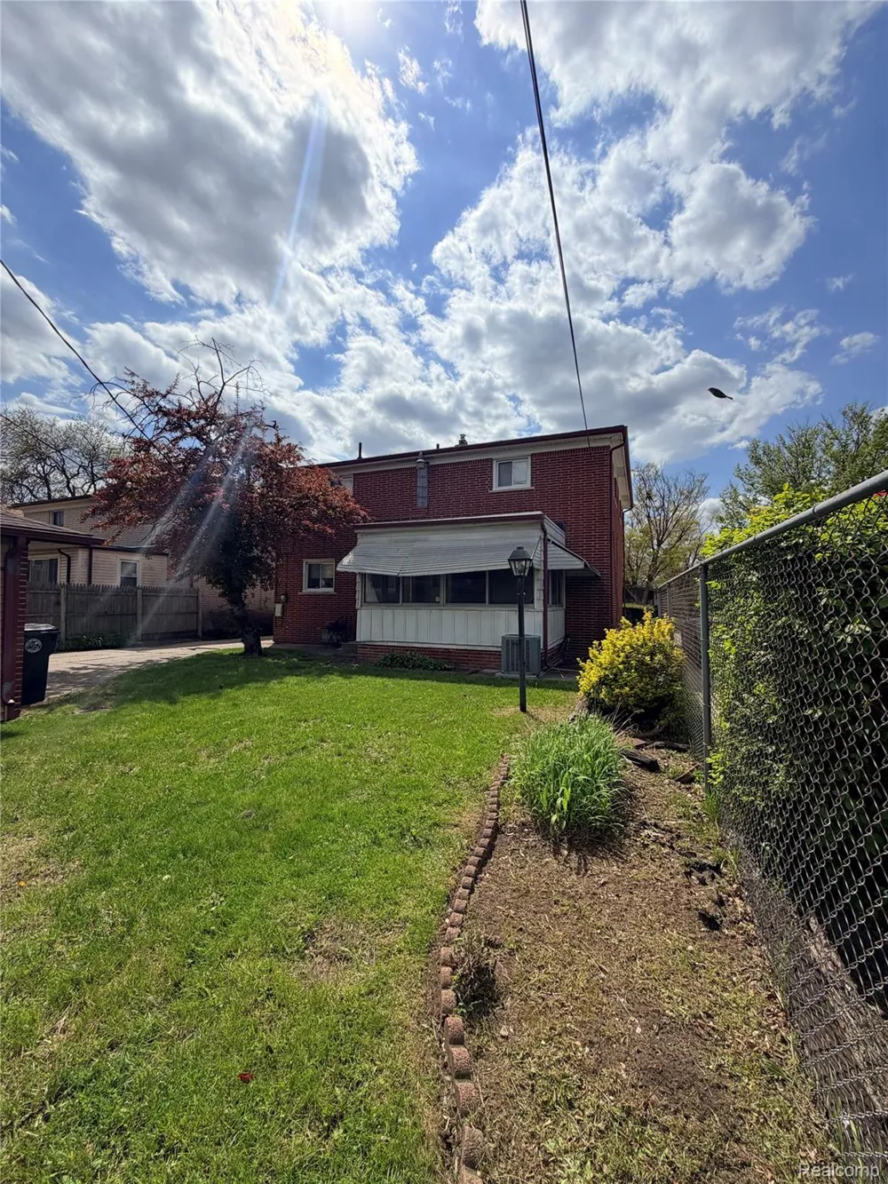 24660 Manistee Street Oak Park City, MI 48237
